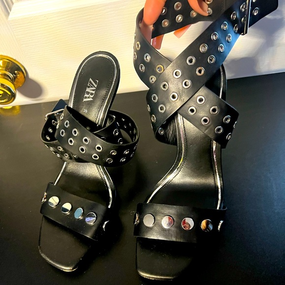 Zara Shoes - ZARA heels